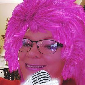 Meet your Posher, Pam